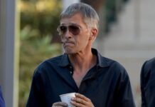 Olivier Martinez Spotted Smoking Outside of Court Amid Halle Berry Custody Battle