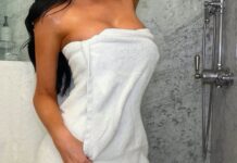 Guess The Babe Wrapped In A Towel!